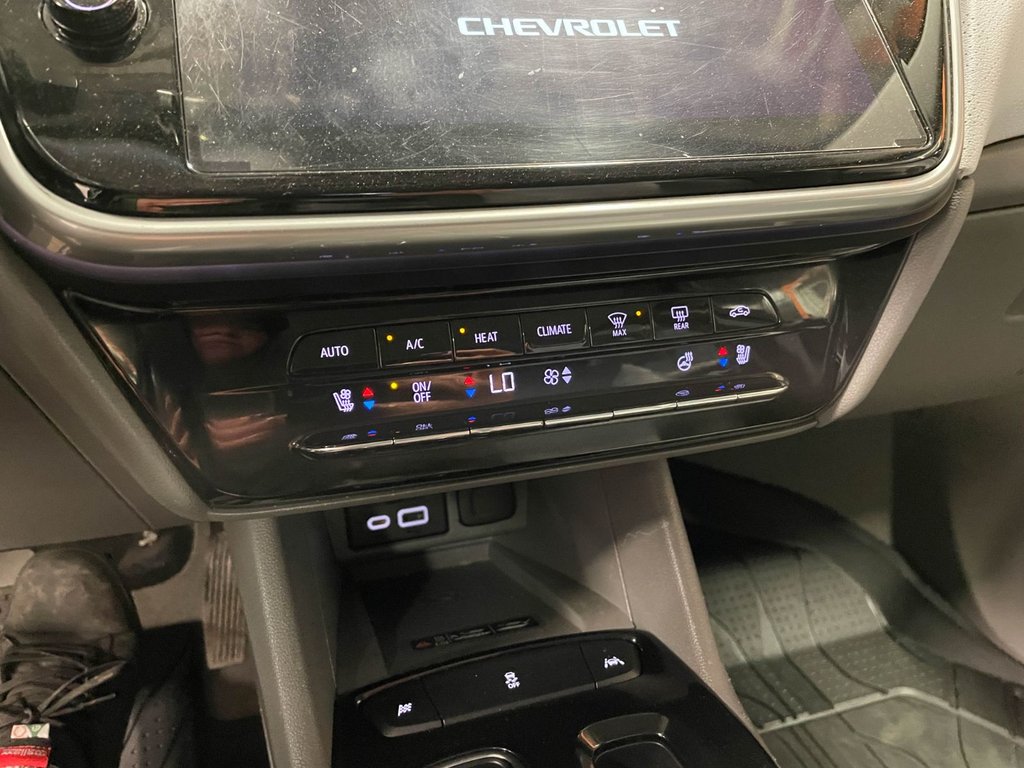 2023 Chevrolet Bolt EUV in St-Jérôme, Quebec - 12 - w1024h768px