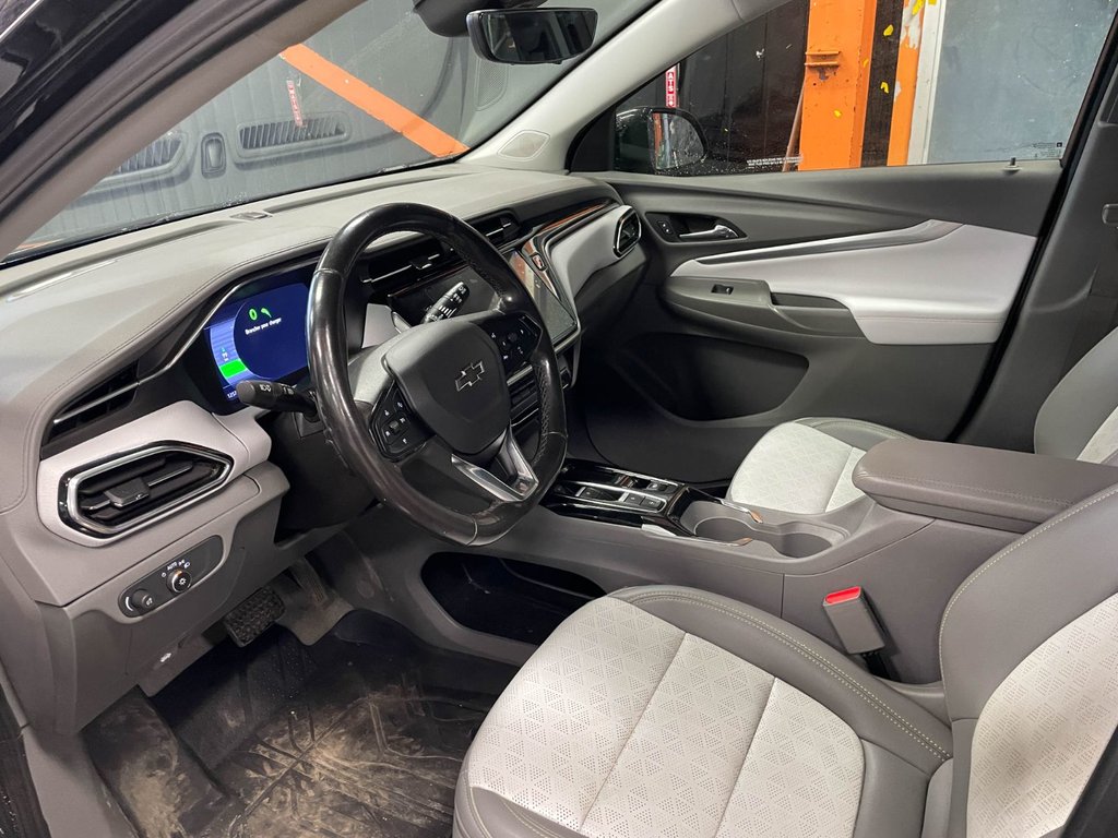 2023 Chevrolet Bolt EUV in St-Jérôme, Quebec - 3 - w1024h768px