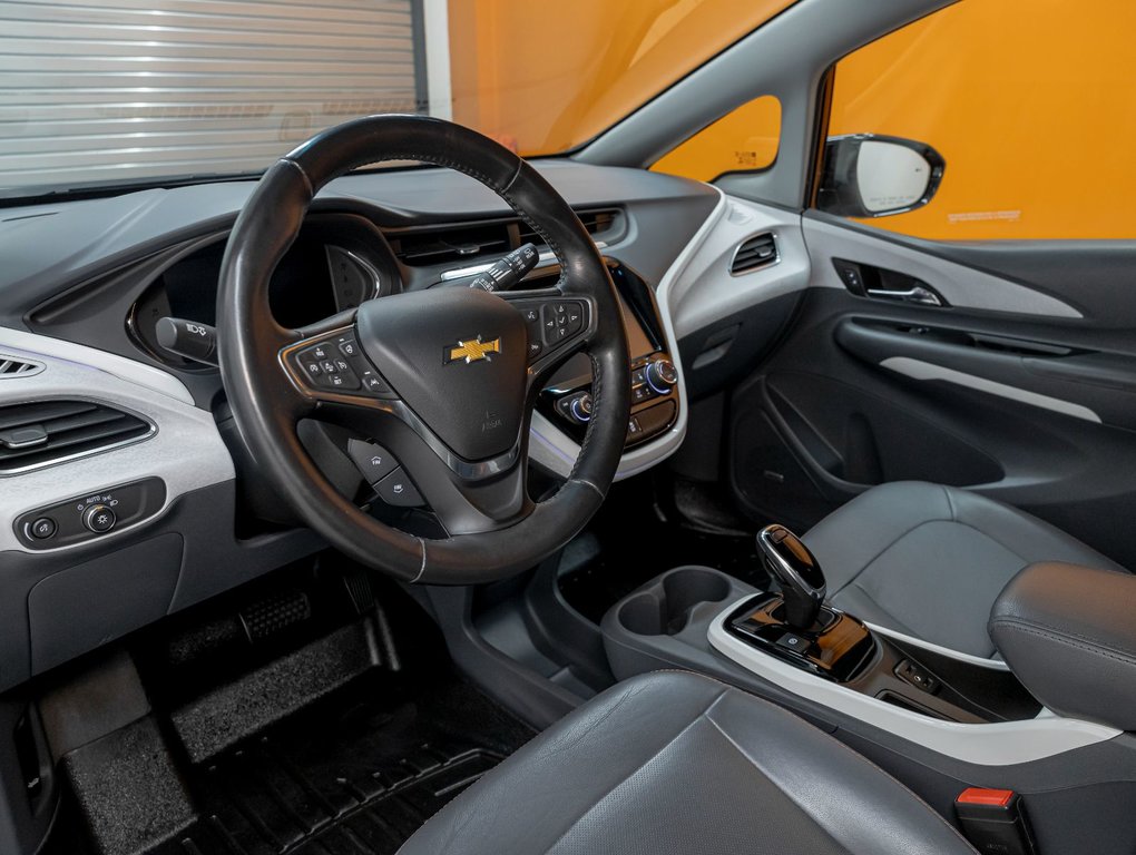 2018 Chevrolet Bolt EV in St-Jérôme, Quebec - 2 - w1024h768px