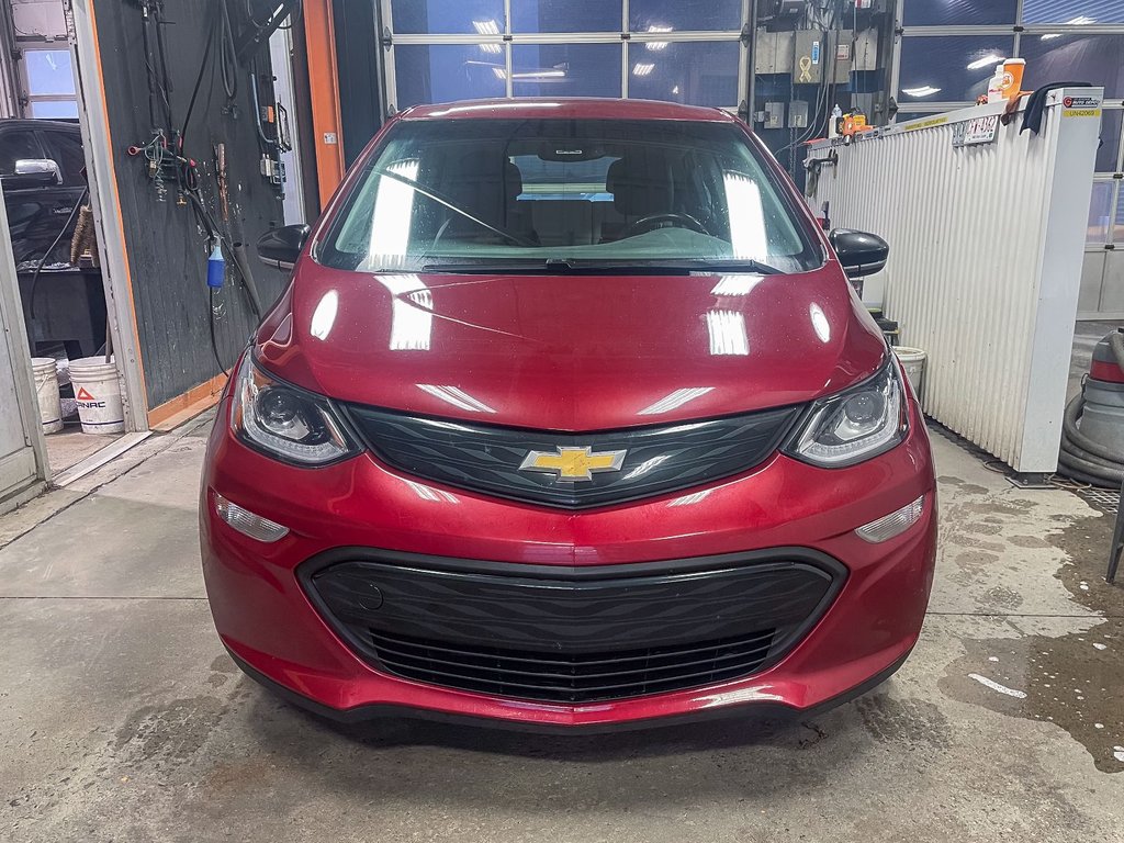 2019 Chevrolet Bolt EV in St-Jérôme, Quebec - 4 - w1024h768px