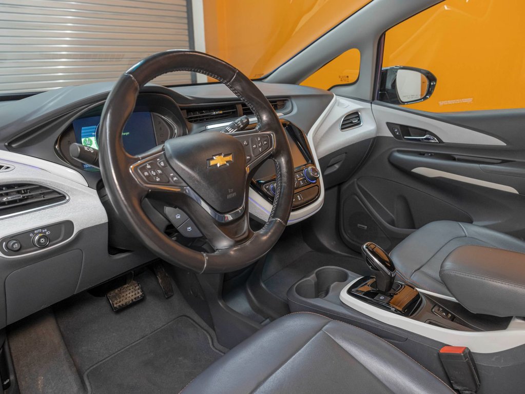 2020 Chevrolet Bolt EV in St-Jérôme, Quebec - 2 - w1024h768px