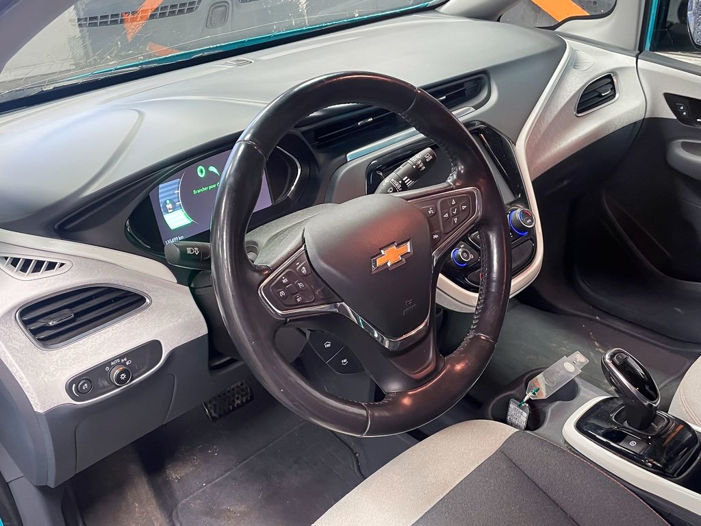 2020 Chevrolet Bolt EV in St-Jérôme, Quebec - 3 - w1024h768px