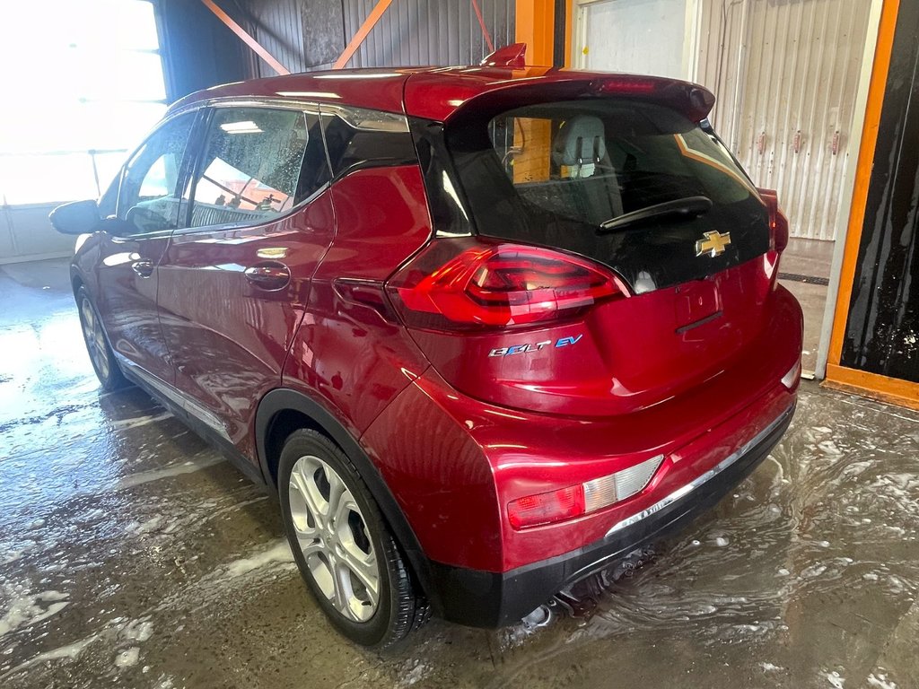 2020 Chevrolet Bolt EV in St-Jérôme, Quebec - 5 - w1024h768px