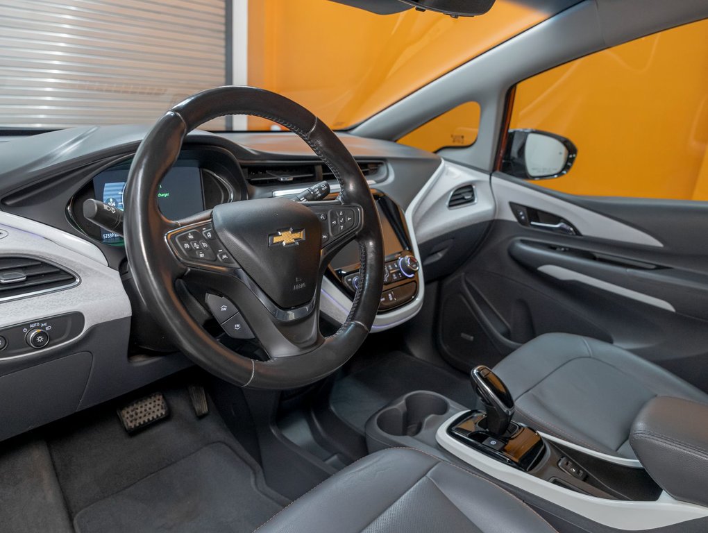 2021 Chevrolet Bolt EV in St-Jérôme, Quebec - 2 - w1024h768px