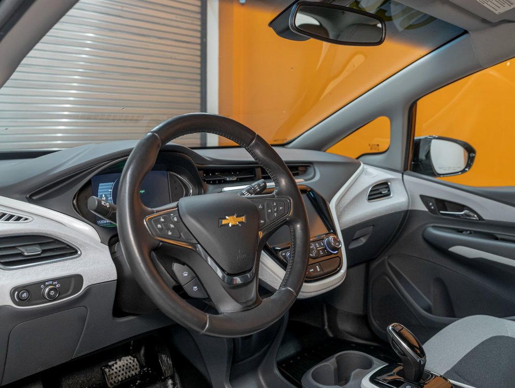 2021 Chevrolet Bolt EV in St-Jérôme, Quebec - 2 - w1024h768px