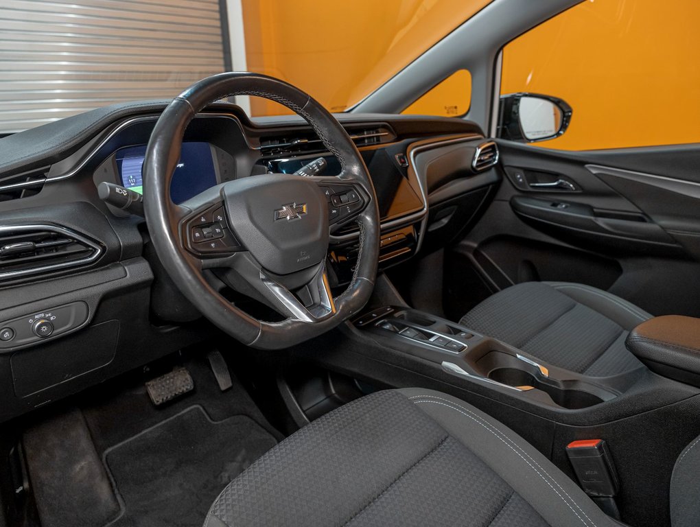 2022 Chevrolet Bolt EV in St-Jérôme, Quebec - 2 - w1024h768px