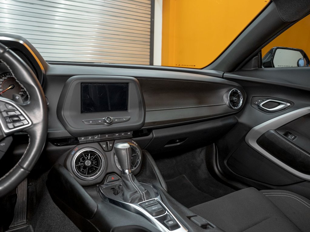 Chevrolet Camaro  2022 à St-Jérôme, Québec - 18 - w1024h768px