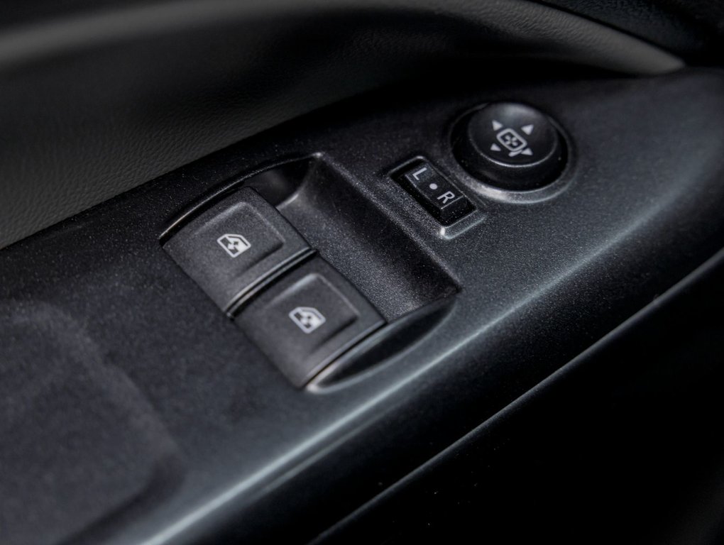 2021 Chevrolet Colorado in St-Jérôme, Quebec - 28 - w1024h768px