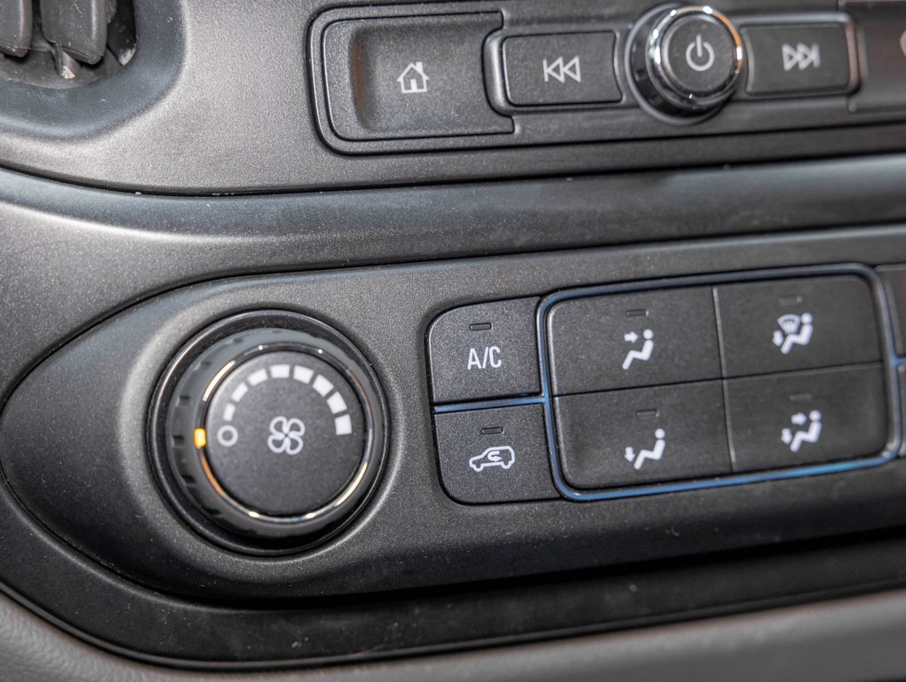 Chevrolet Colorado  2022 à St-Jérôme, Québec - 16 - w1024h768px