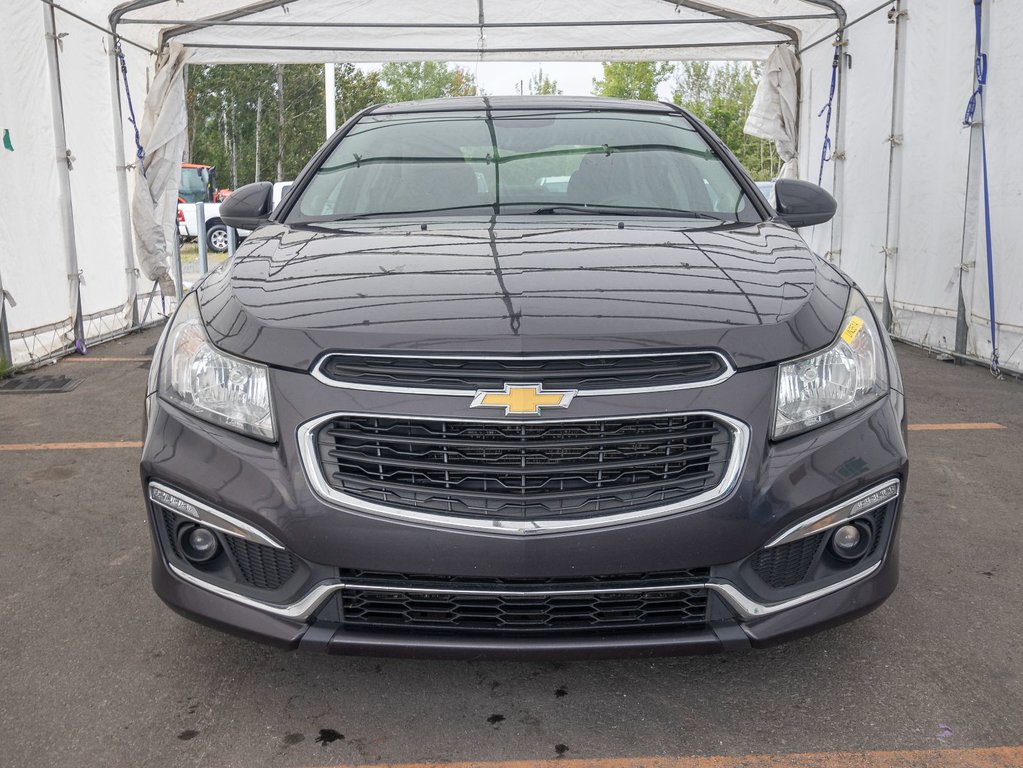 2016 Chevrolet Cruze Limited in St-Jérôme, Quebec - 5 - w1024h768px