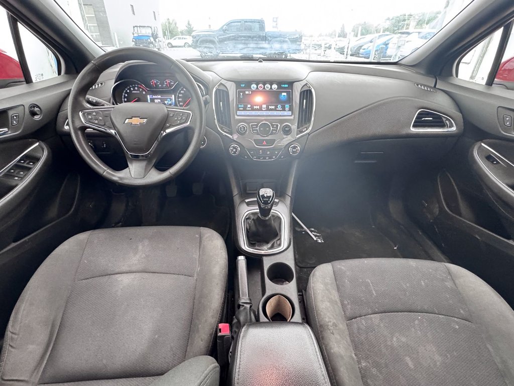 2017 Chevrolet Cruze in St-Jérôme, Quebec - 12 - w1024h768px