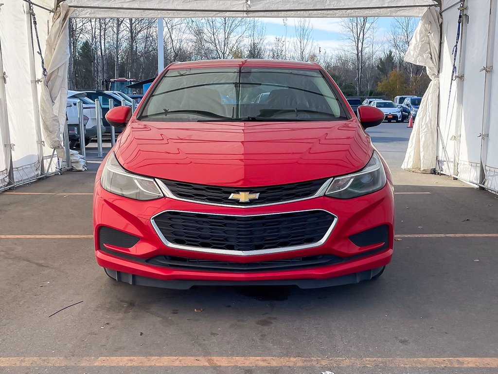 2018 Chevrolet Cruze in St-Jérôme, Quebec - 4 - w1024h768px