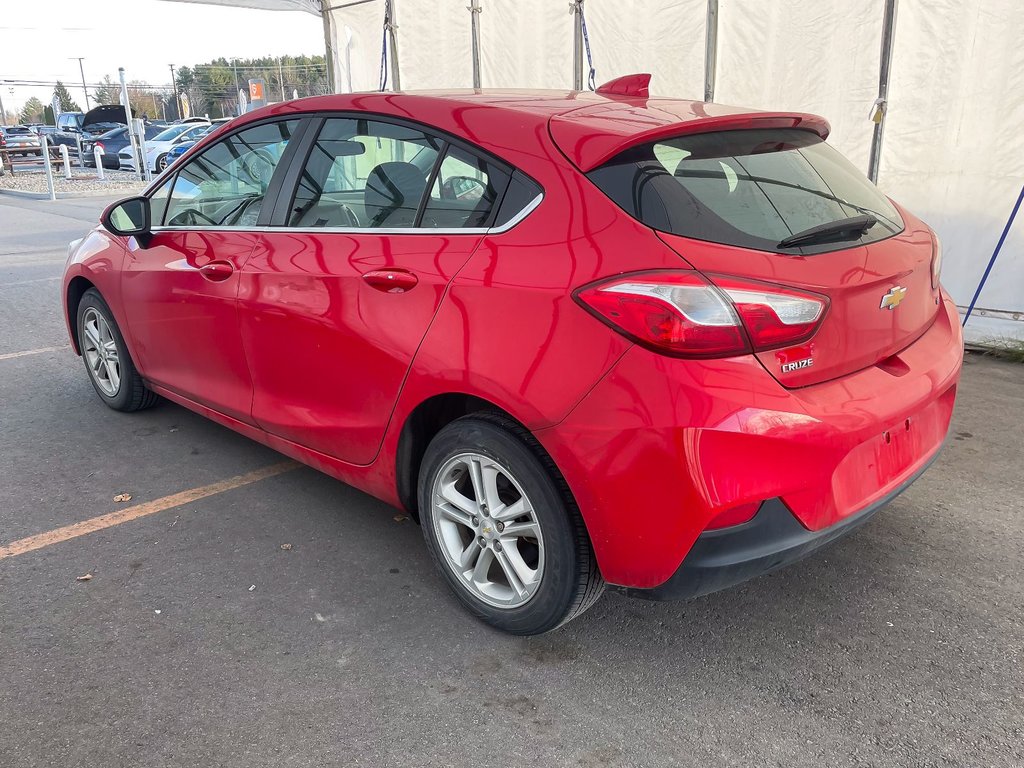 2018 Chevrolet Cruze in St-Jérôme, Quebec - 5 - w1024h768px