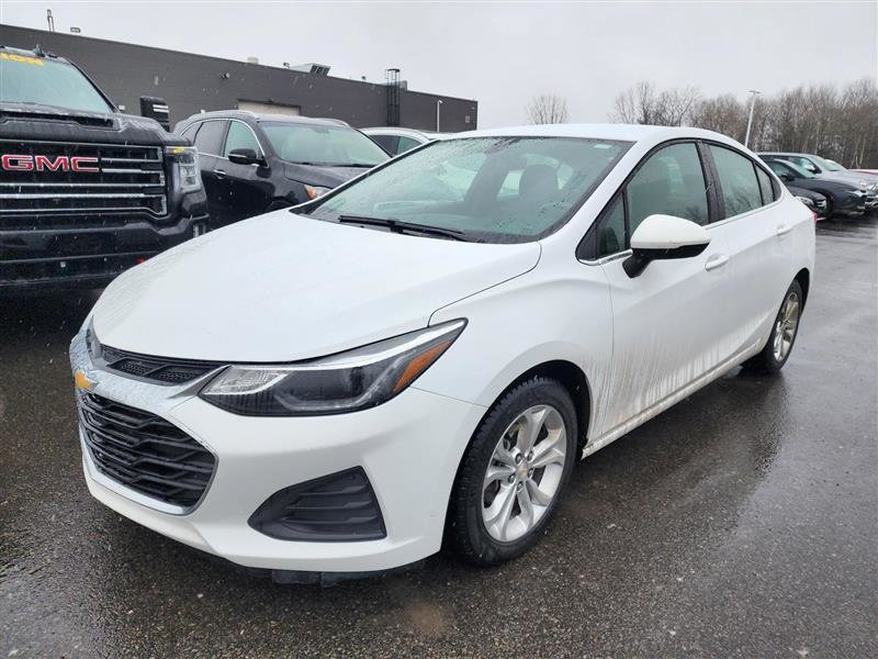 Chevrolet Cruze  2019 à St-Jérôme, Québec - 1 - w1024h768px