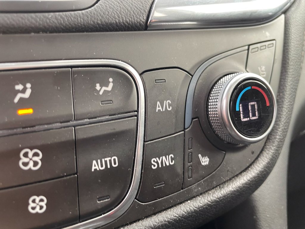 2018 Chevrolet Equinox in St-Jérôme, Quebec - 20 - w1024h768px