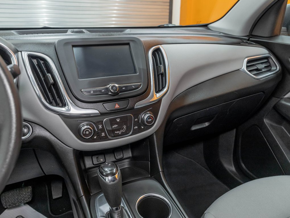 2018 Chevrolet Equinox in St-Jérôme, Quebec - 18 - w1024h768px