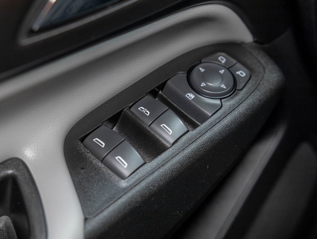 2018 Chevrolet Equinox in St-Jérôme, Quebec - 22 - w1024h768px