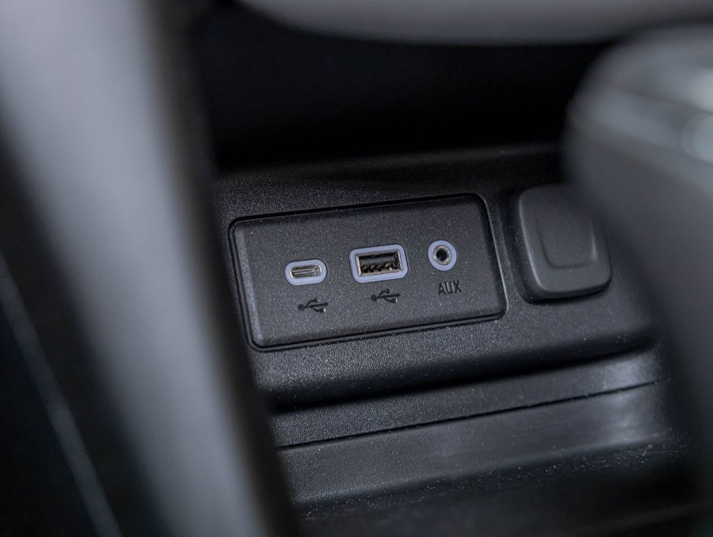 2019 Chevrolet Equinox in St-Jérôme, Quebec - 21 - w1024h768px