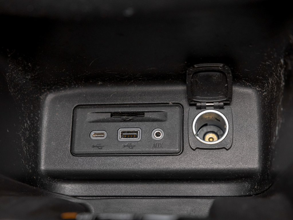 2020 Chevrolet Equinox in St-Jérôme, Quebec - 22 - w1024h768px