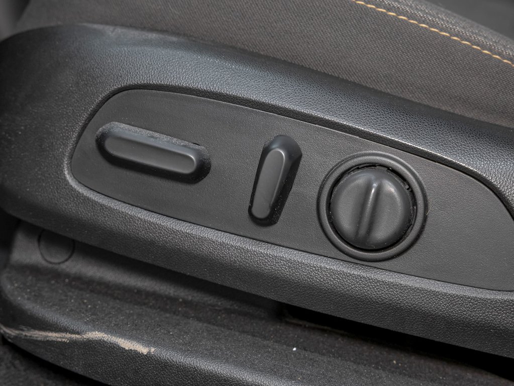 Chevrolet Equinox  2020 à St-Jérôme, Québec - 23 - w1024h768px