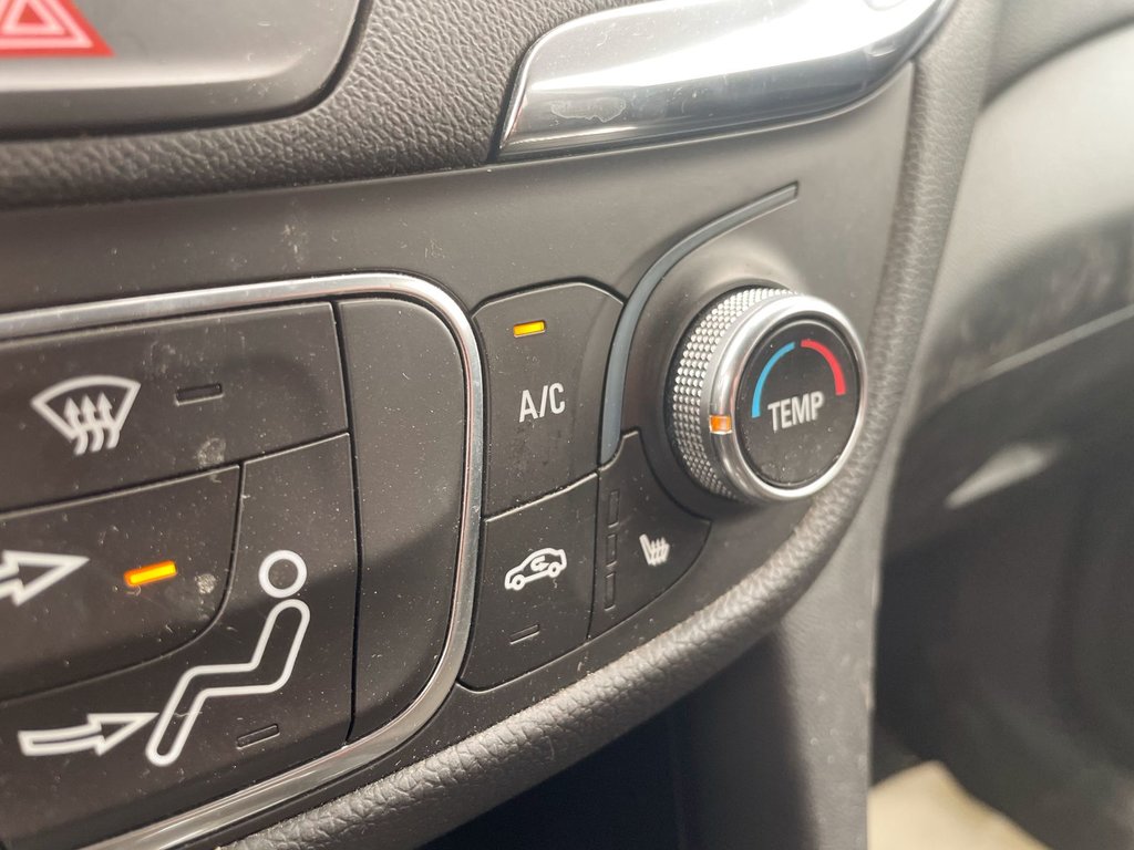 2020 Chevrolet Equinox in St-Jérôme, Quebec - 14 - w1024h768px