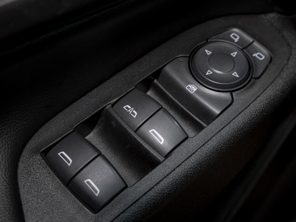 2021 Chevrolet Equinox in St-Jérôme, Quebec - 23 - w1024h768px