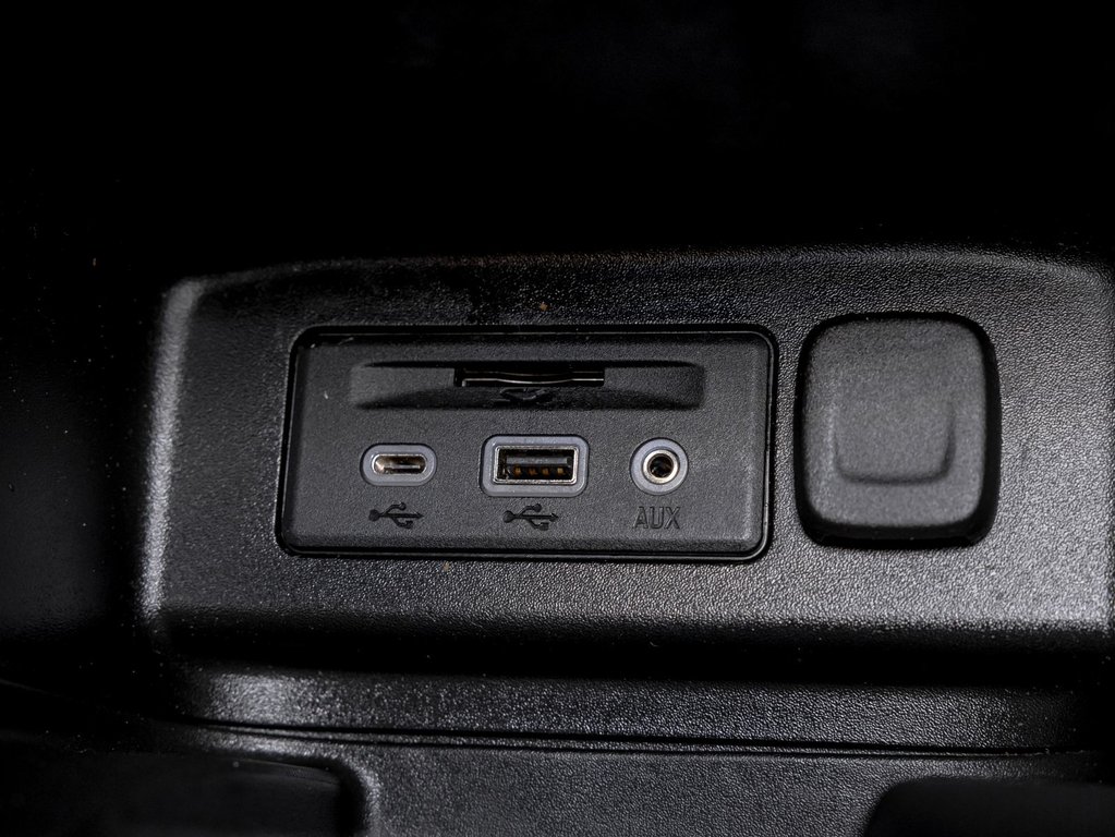 2021 Chevrolet Equinox in St-Jérôme, Quebec - 21 - w1024h768px