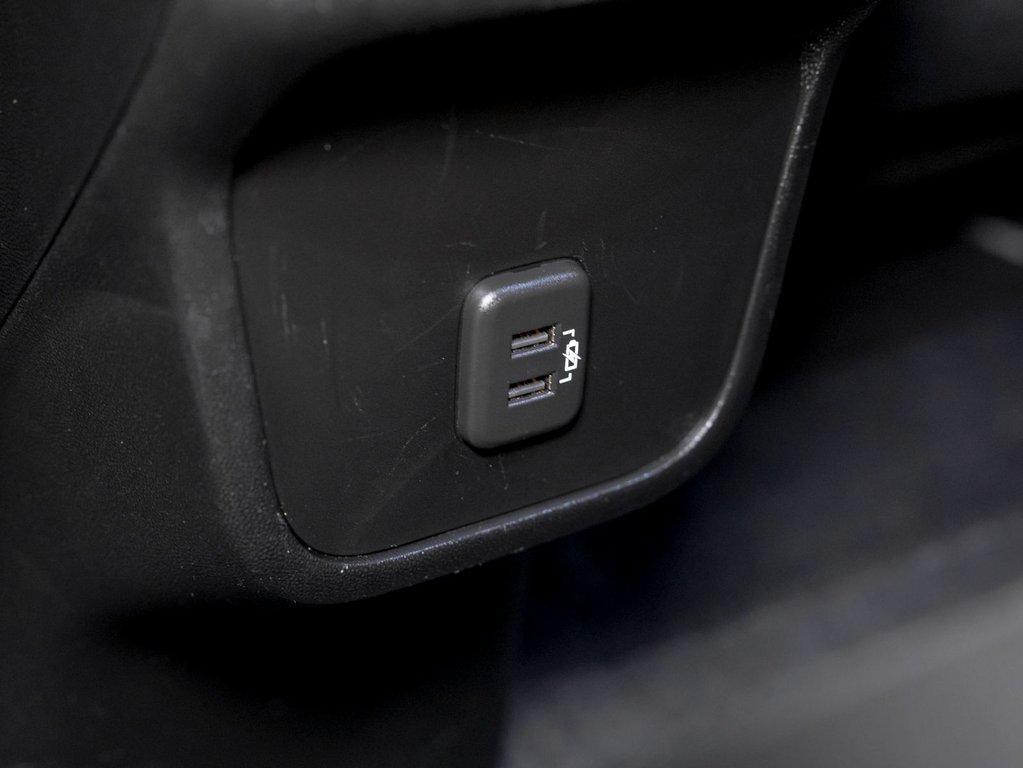 Chevrolet Equinox  2021 à St-Jérôme, Québec - 28 - w1024h768px