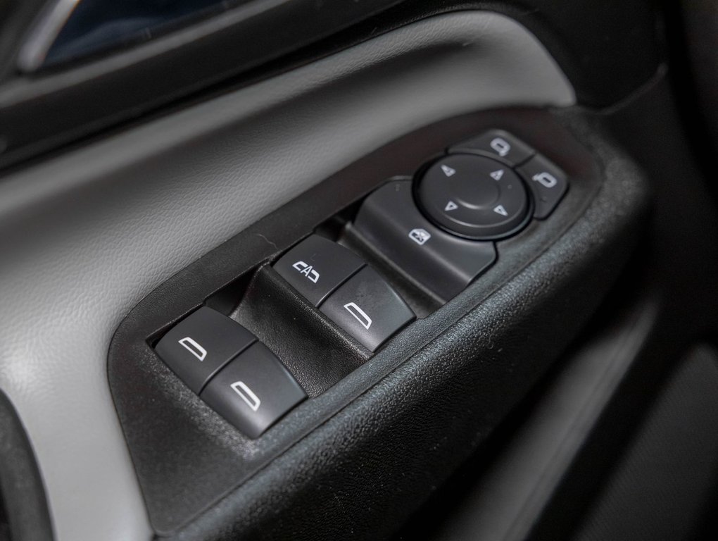 2022 Chevrolet Equinox in St-Jérôme, Quebec - 23 - w1024h768px