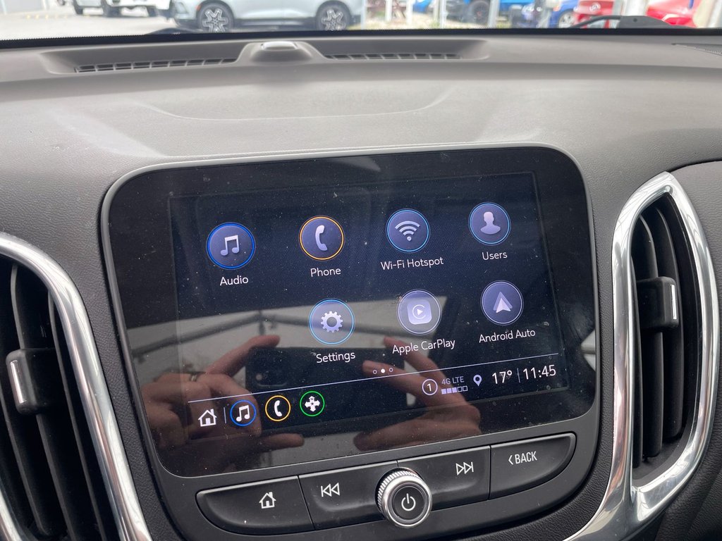 Chevrolet Equinox  2023 à St-Jérôme, Québec - 16 - w1024h768px