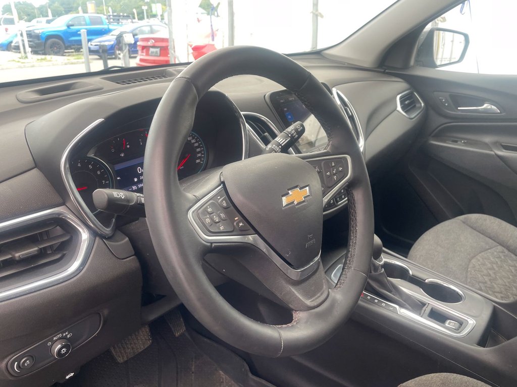 Chevrolet Equinox  2023 à St-Jérôme, Québec - 4 - w1024h768px