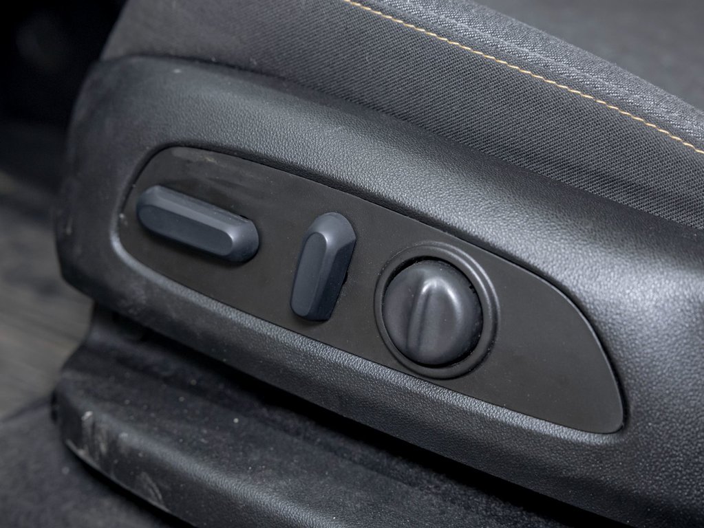 Chevrolet Equinox  2023 à St-Jérôme, Québec - 23 - w1024h768px