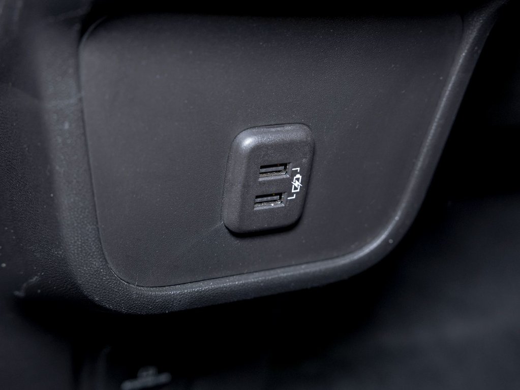 Chevrolet Equinox  2023 à St-Jérôme, Québec - 28 - w1024h768px