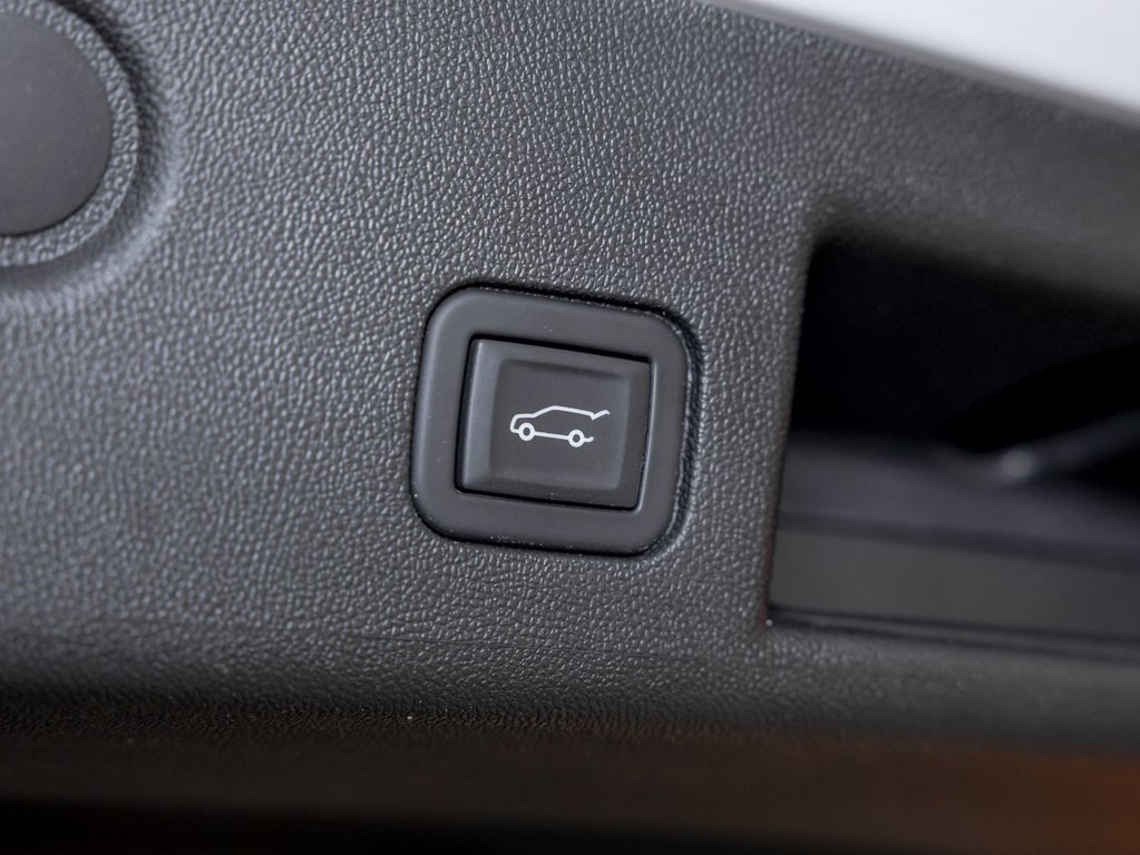 Chevrolet Equinox  2023 à St-Jérôme, Québec - 31 - w1024h768px