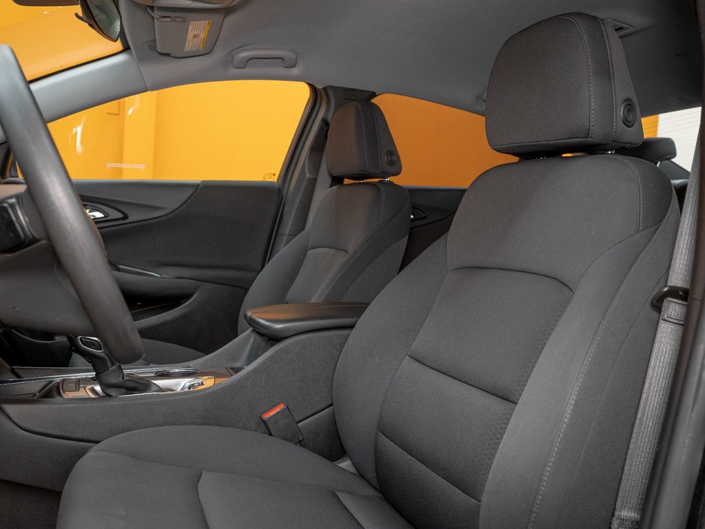 2023 Chevrolet Malibu in St-Jérôme, Quebec - 10 - w1024h768px