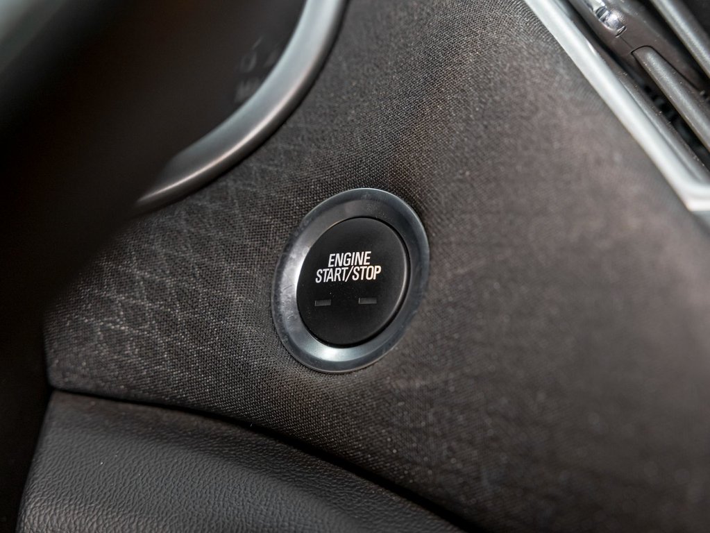 2023 Chevrolet Malibu in St-Jérôme, Quebec - 24 - w1024h768px