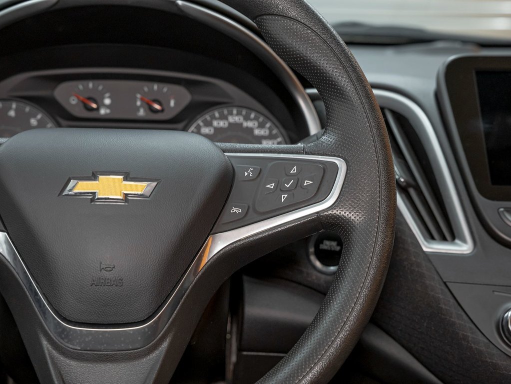 2023 Chevrolet Malibu in St-Jérôme, Quebec - 15 - w1024h768px