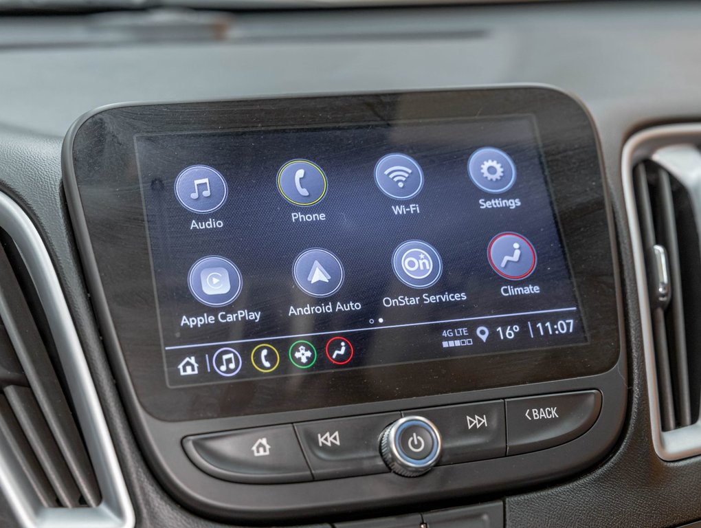 Chevrolet Malibu  2023 à St-Jérôme, Québec - 16 - w1024h768px