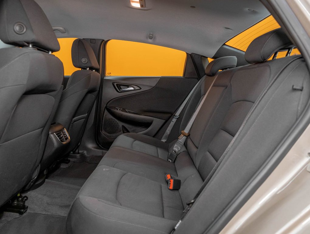 Chevrolet Malibu  2023 à St-Jérôme, Québec - 26 - w1024h768px