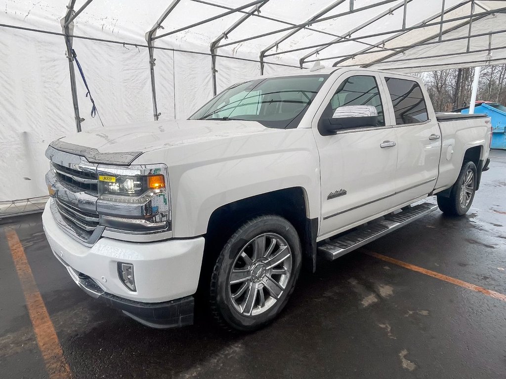 Chevrolet Silverado 1500  2017 à St-Jérôme, Québec - 1 - w1024h768px