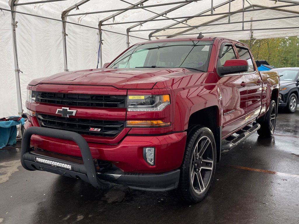 Chevrolet Silverado 1500  2018 à St-Jérôme, Québec - 1 - w1024h768px