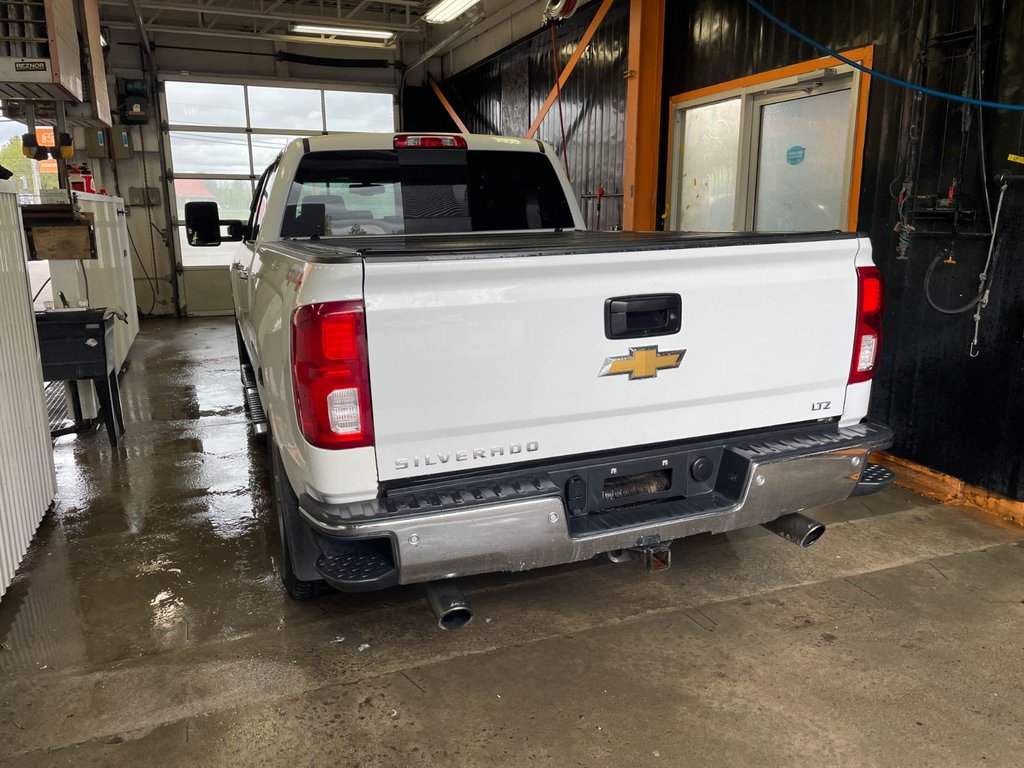 2018 Chevrolet Silverado 1500 in St-Jérôme, Quebec - 5 - w1024h768px