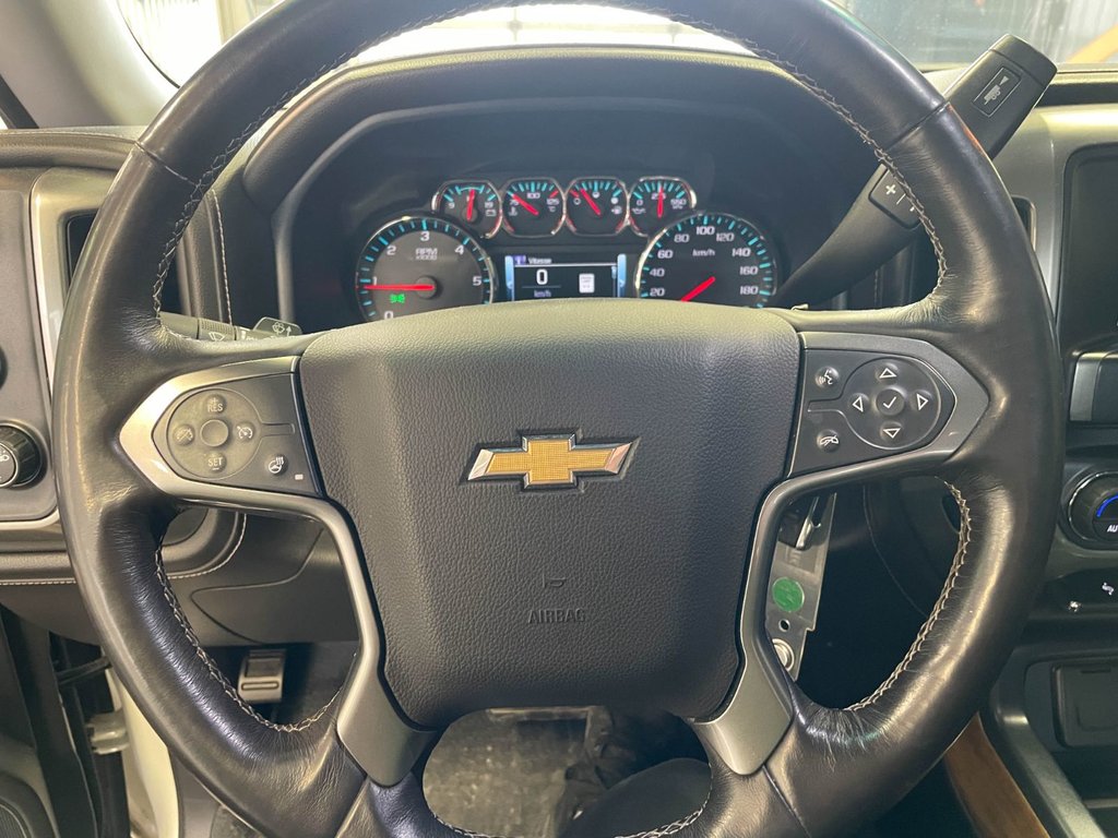 2018 Chevrolet Silverado 1500 in St-Jérôme, Quebec - 13 - w1024h768px