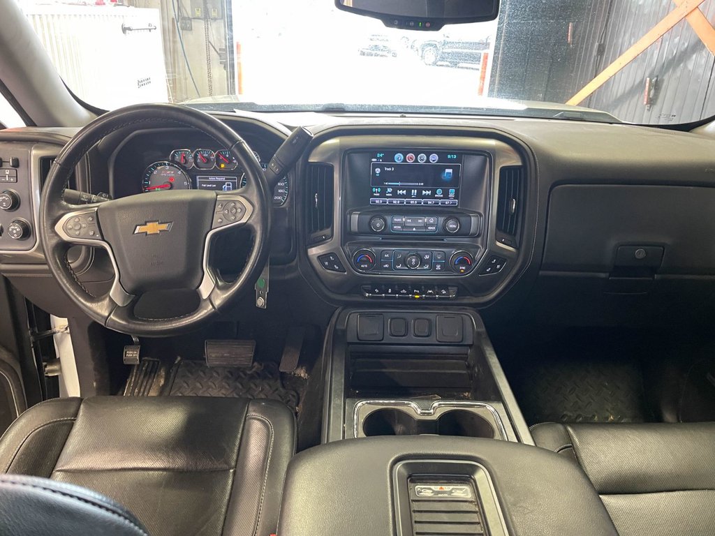 Chevrolet Silverado 1500  2018 à St-Jérôme, Québec - 12 - w1024h768px