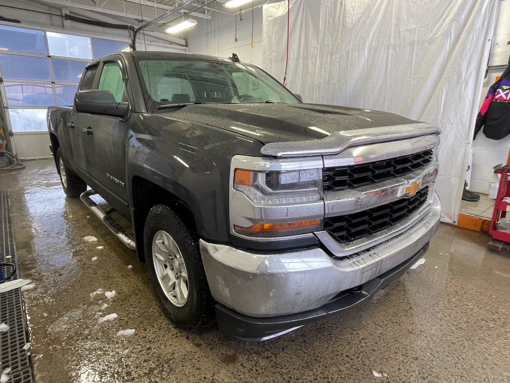 2019 Chevrolet Silverado 1500 in St-Jérôme, Quebec - 9 - w1024h768px