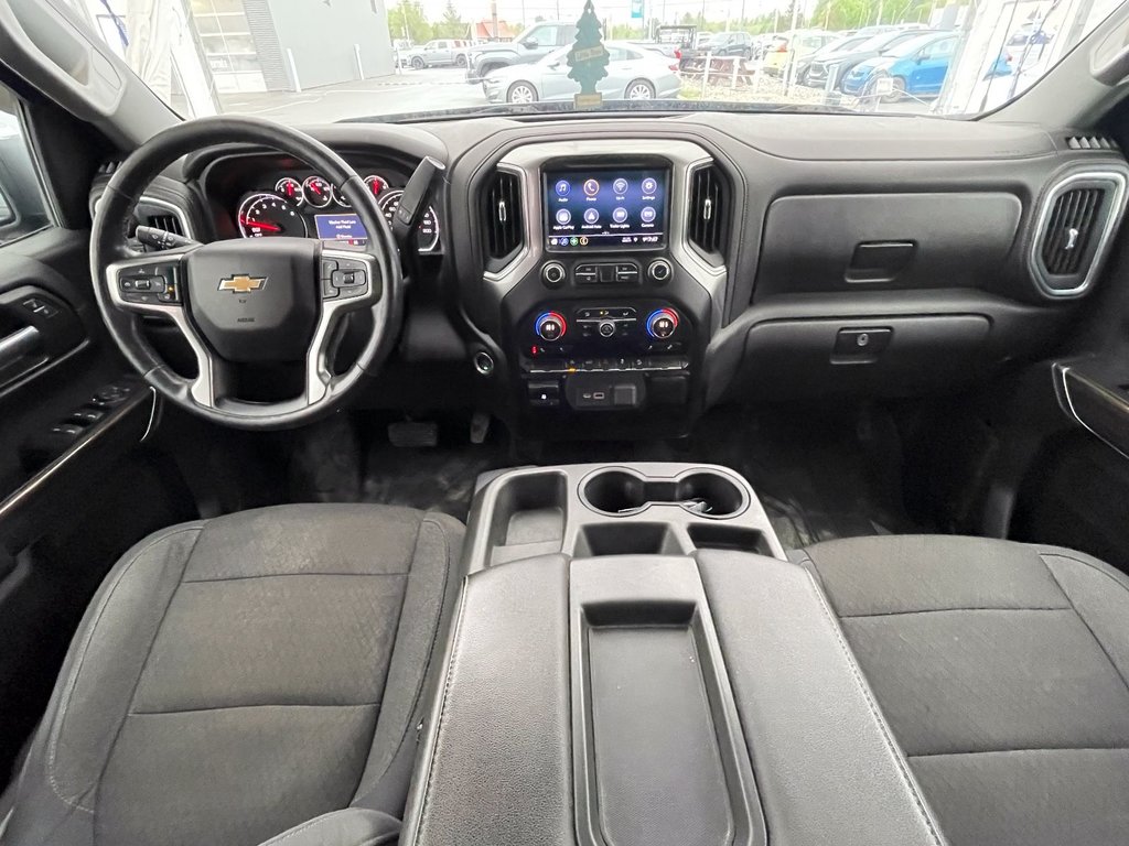 2019 Chevrolet Silverado 1500 in St-Jérôme, Quebec - 9 - w1024h768px
