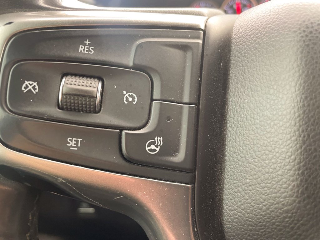Chevrolet Silverado 1500  2019 à St-Jérôme, Québec - 13 - w1024h768px