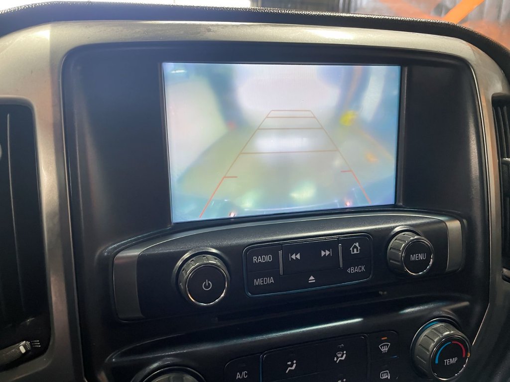 Chevrolet Silverado 1500  2019 à St-Jérôme, Québec - 12 - w1024h768px