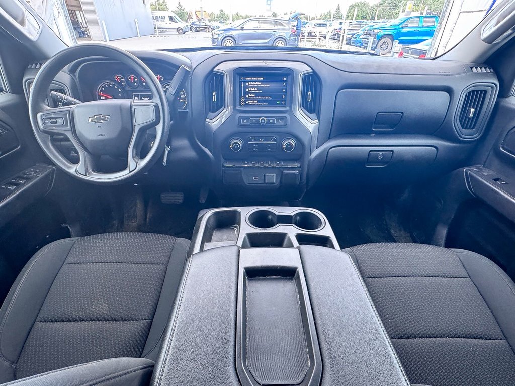 2020 Chevrolet Silverado 1500 in St-Jérôme, Quebec - 10 - w1024h768px