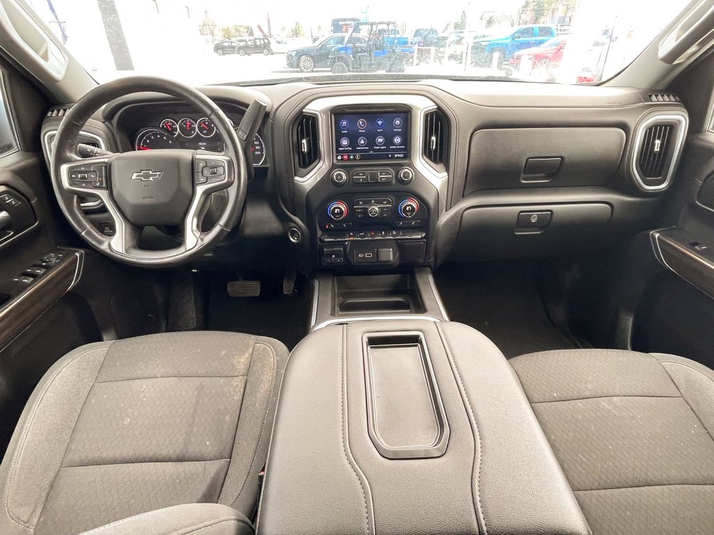 2020 Chevrolet Silverado 1500 in St-Jérôme, Quebec - 10 - w1024h768px